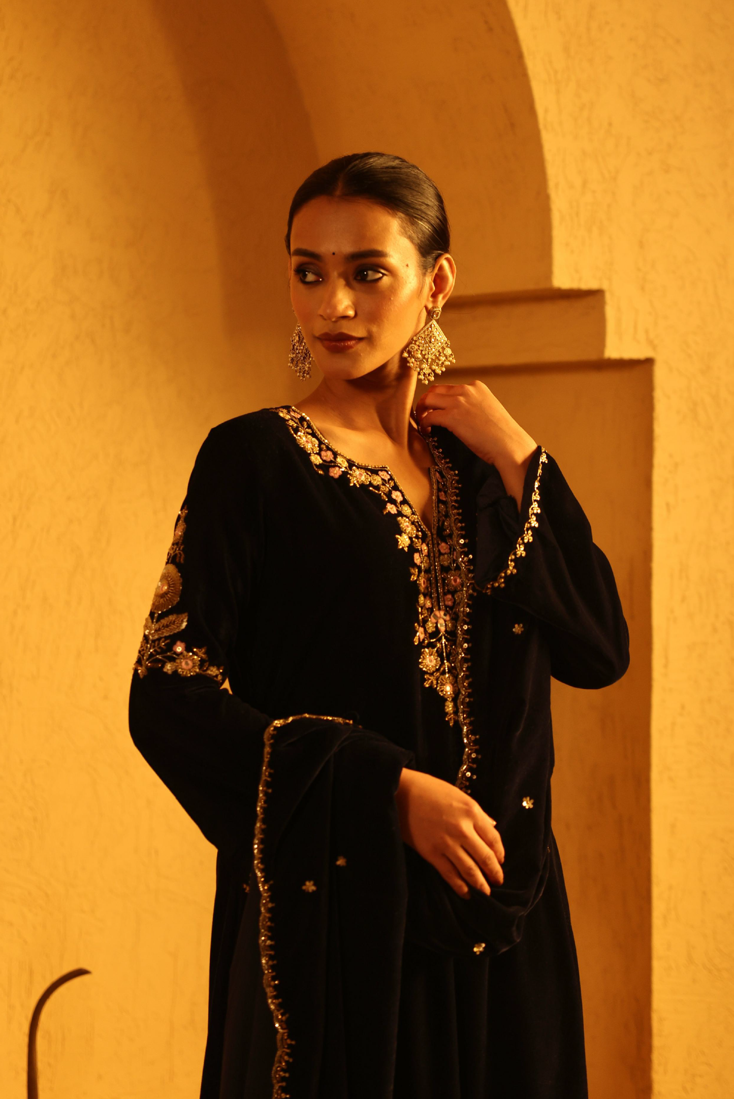 Navy Blue Velvet Embroidered Kurta Set